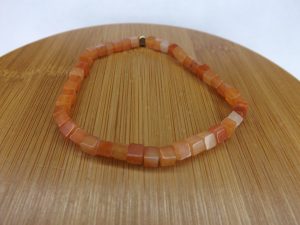 Bracelet Aventurine Rouge – Perles carrées 4mm