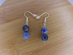 Boucles d’oreilles en Sodalite