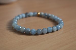 Bracelet Cyanite Bleue – Perles 6mm AB