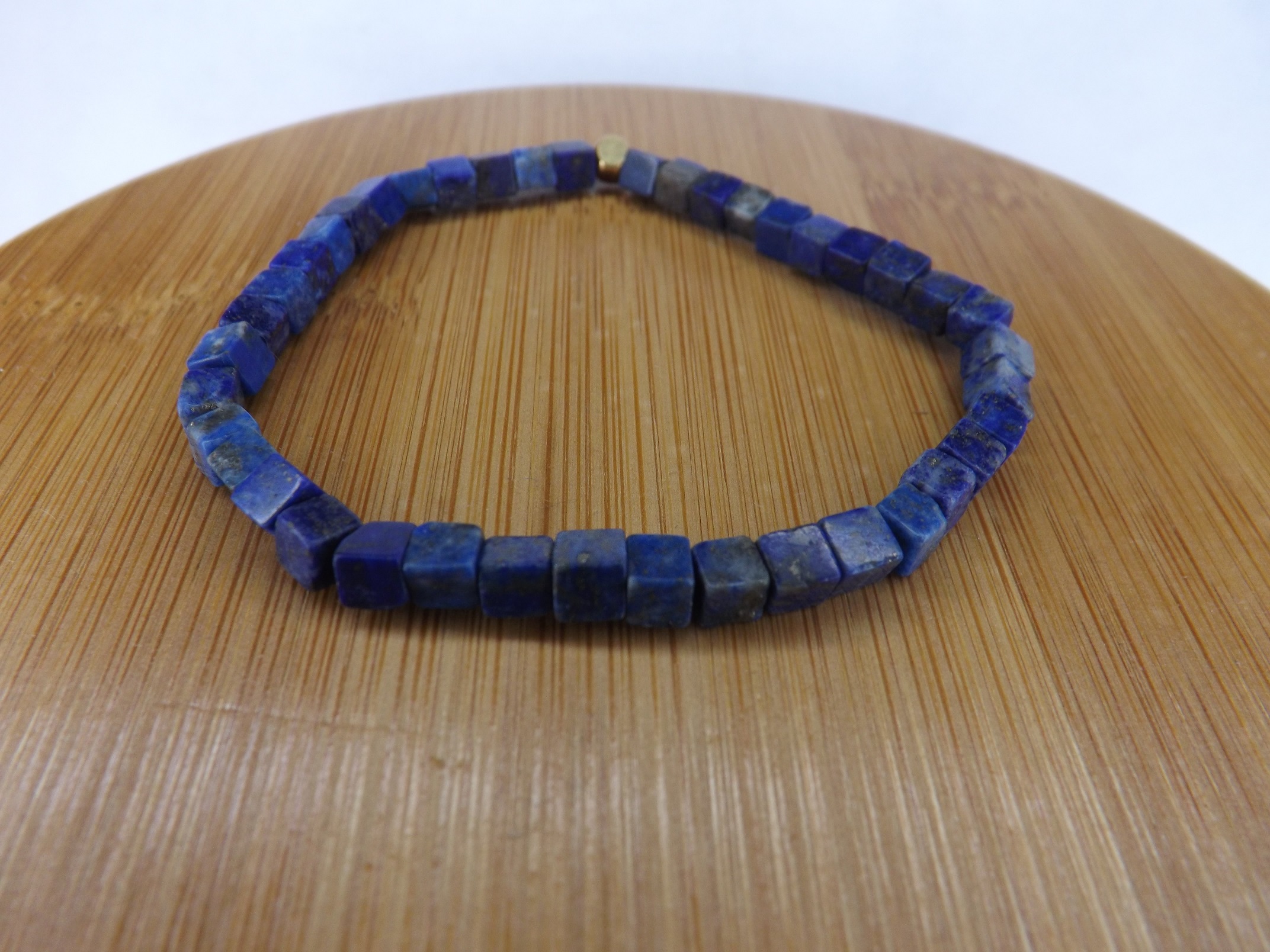 bracelet-lapis-lazuli-carre-3mm-1