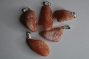 Pendentif Calcite Orange (15 à 25mm) AB