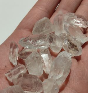 Pierre Cristal de Roche (Quartz) brutes – Taille 1-2cm