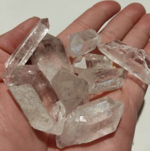 Pierre Cristal de Roche (Quartz) brutes – Taille 2-3cm