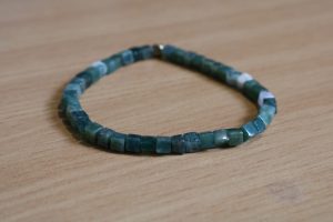 Bracelet Agate Mousse – Perles carrée 4mm