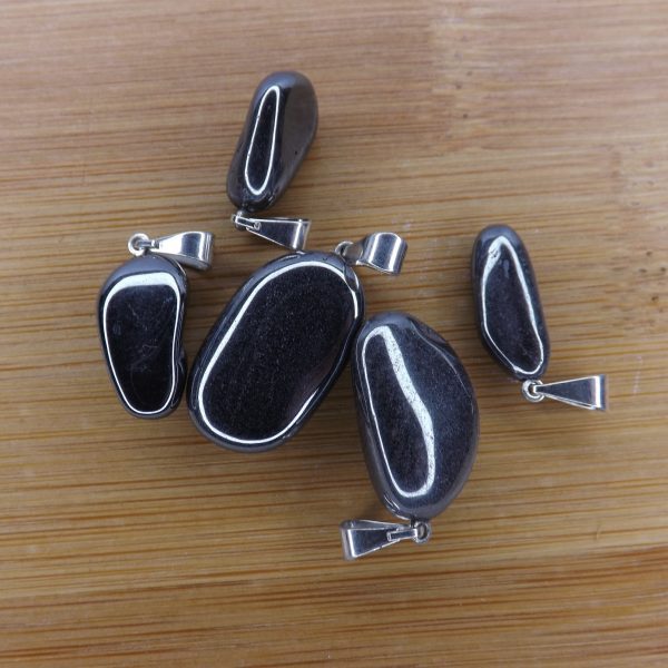 Pendentif Hématite (10 à 20mm) A