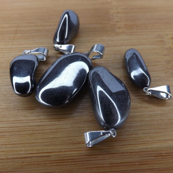 Pendentif Hématite (10 à 20mm) A