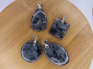 Pendentif Larvikite – Cabochons – AA