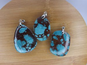 Pendentif Magnésite turquoise – Cabochons – AA