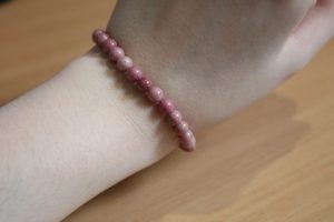 Bracelet Rhodonite Rose – Perles 6mm