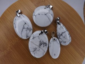 Pendentif Howlite – Cabochons – AA