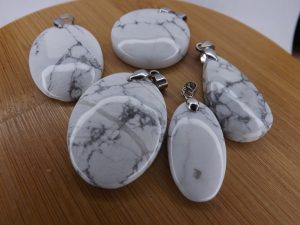 Pendentif Howlite – Cabochons – AA