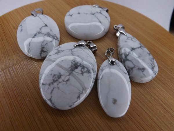 pendentif-cabochon-howlite-2