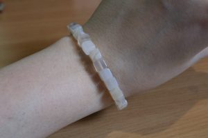 Bracelet Agate Blanche – Perles carrées 6mm