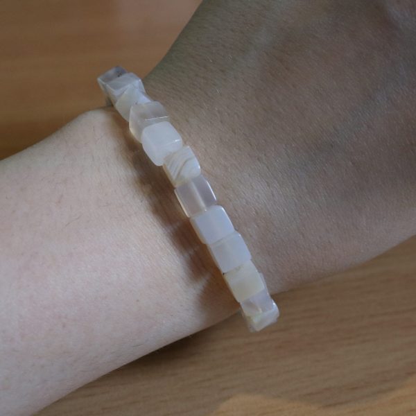 Bracelet Agate Blanche – Perles carrées 6mm