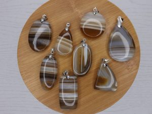 Pendentif Agate à bandes jaune – Cabochons – AA