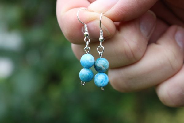 Boucles d'oreilles en Apatite Boule