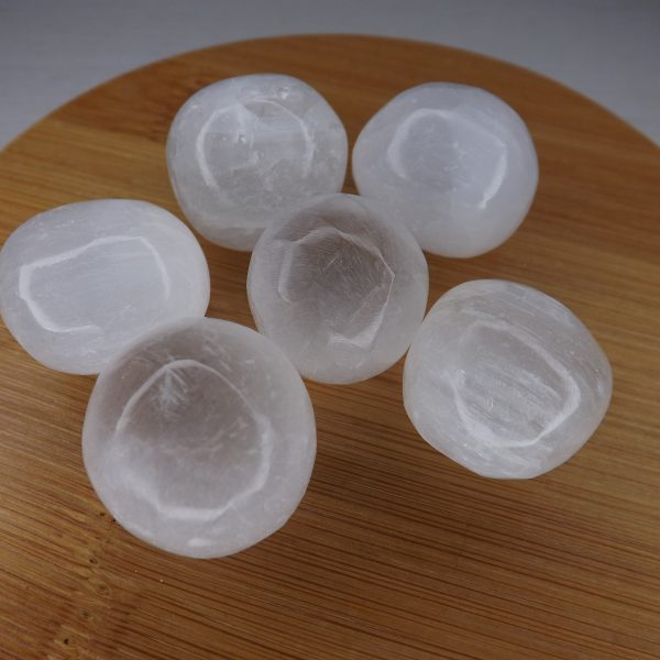 Pierre roulée ronde Sélénite qualité AA 25 – 35mm