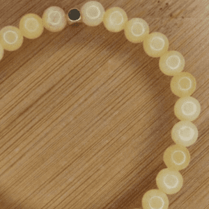 Lire la suite à propos de l’article ☀️ La Calcite orange, une touche de soleil à votre poignet ! ☀️