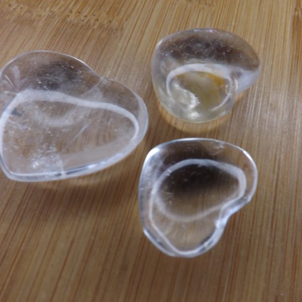 Pierre taillée Coeur Cristal de roche A 25-30mm