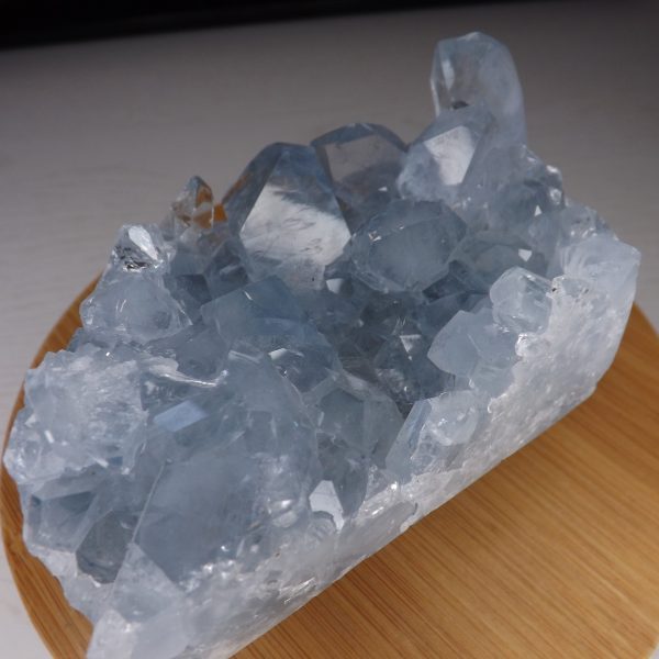 Pierre brute Célestine Bleue –  691gr – Qualité AA
