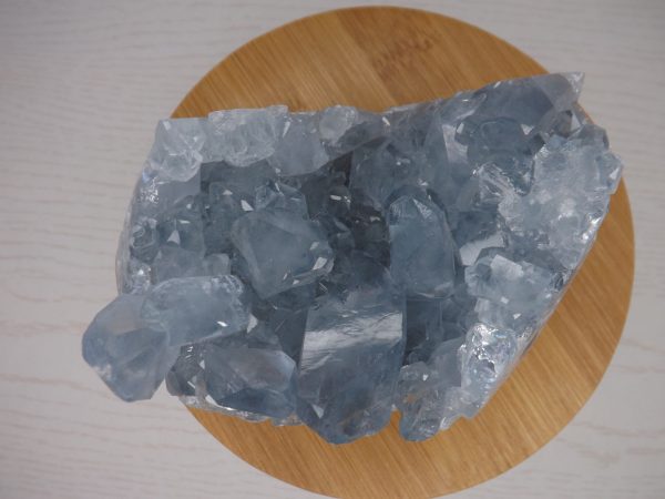 pierre brute celestine bleue qualité a madagascar