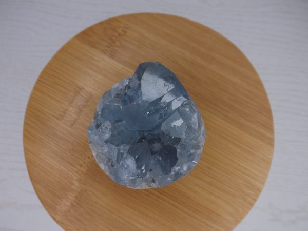 pierre brute celestine bleue qualité a madagascar