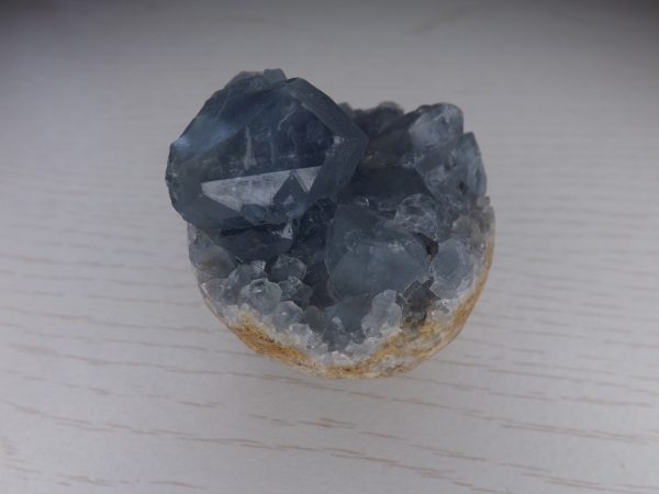 pierre brute celestine bleue qualité a madagascar