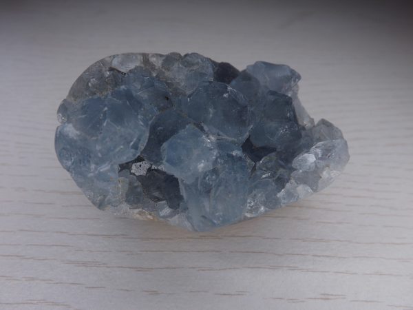 pierre brute celestine bleue qualité a madagascar