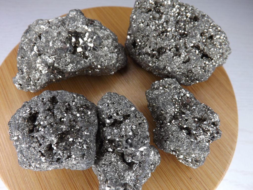 pierre brute en pyrite perou