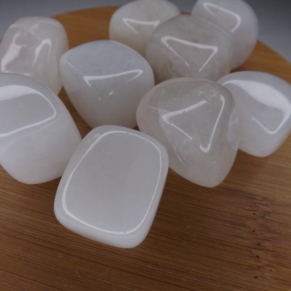 Pierre Cubique Jade Blanc – Taille 2-4cm A