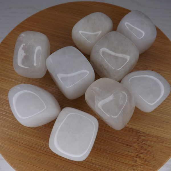 Pierre Cubique Jade Blanc – Taille 2-4cm A