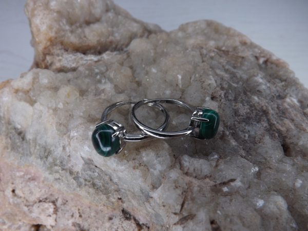 bague ovale en malachite métal argenté