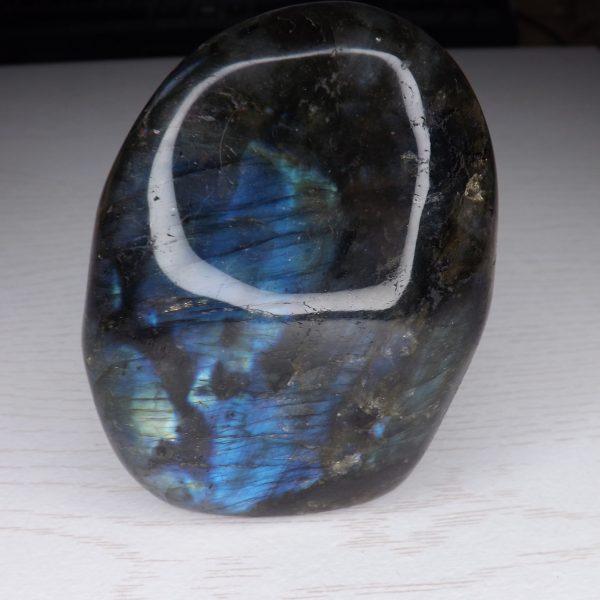 Pierre taillée Labradorite Bleue – Forme libre 501g