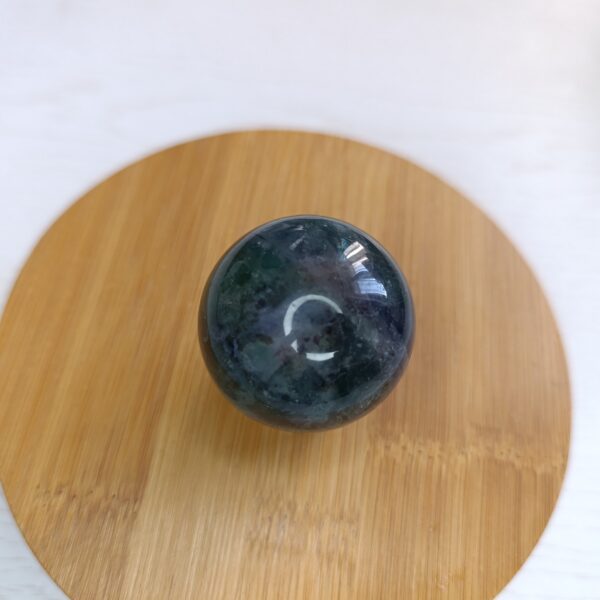 Pierre taillée Sphère Fluorine verte – AA