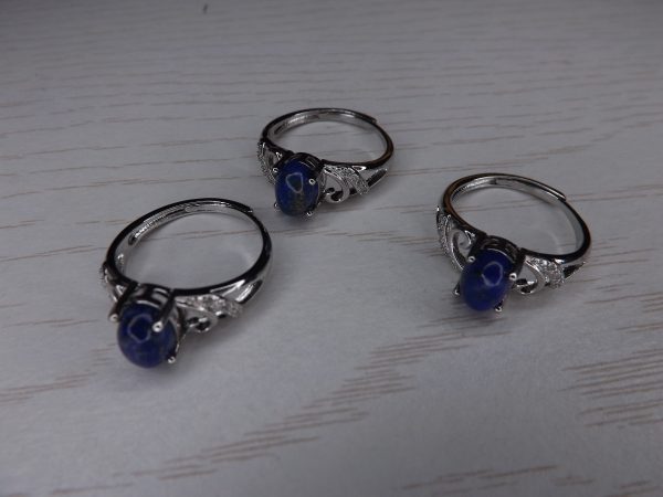 bague ovale en lapis lazuli métal argenté