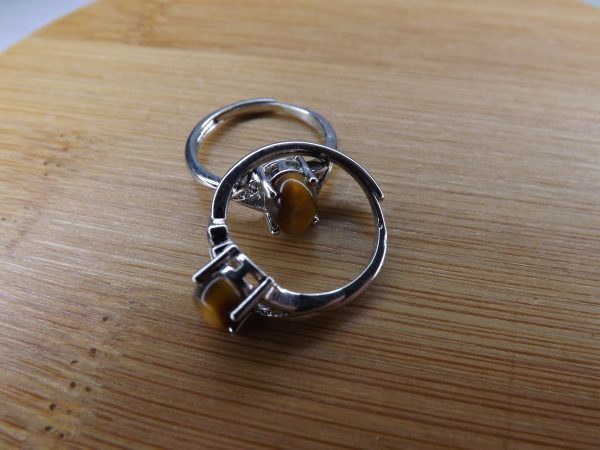 bague ovale en lapis oeil de tigre métal argenté