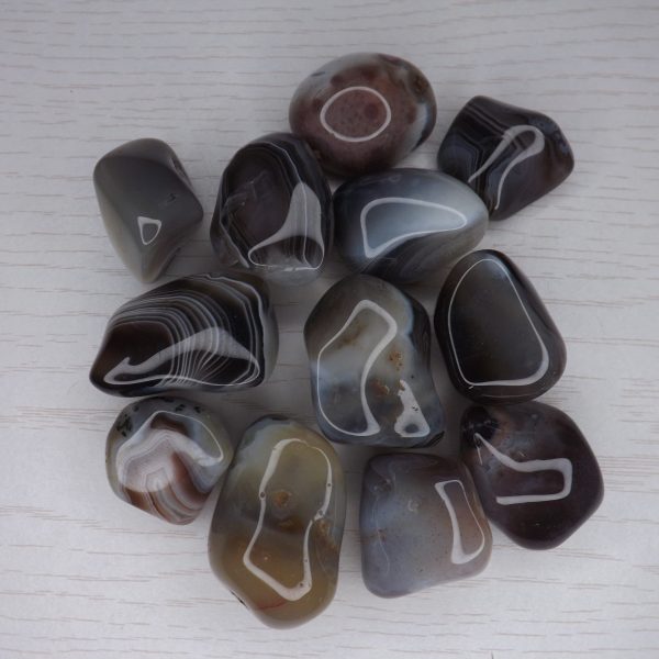 Pierre roulée Agate du Botswana A – Taille 2-3cm