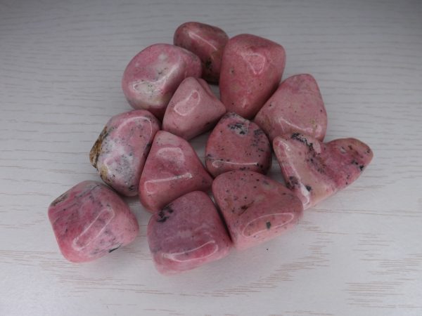 pierre roulée rhodonite qualité a du pérou 3cm