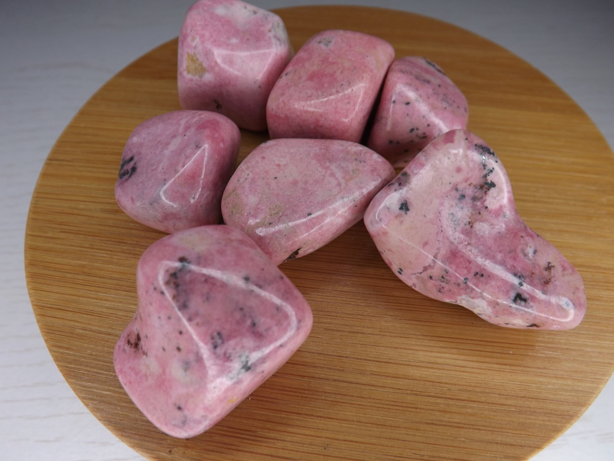 pierre roulée rhodonite qualité a du pérou 3cm