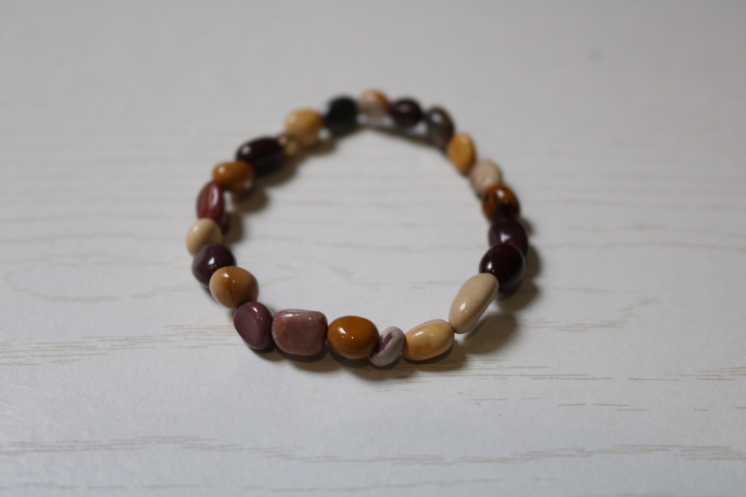 bracelet jaspe mokaite perles roulées 6mm multicolore australie