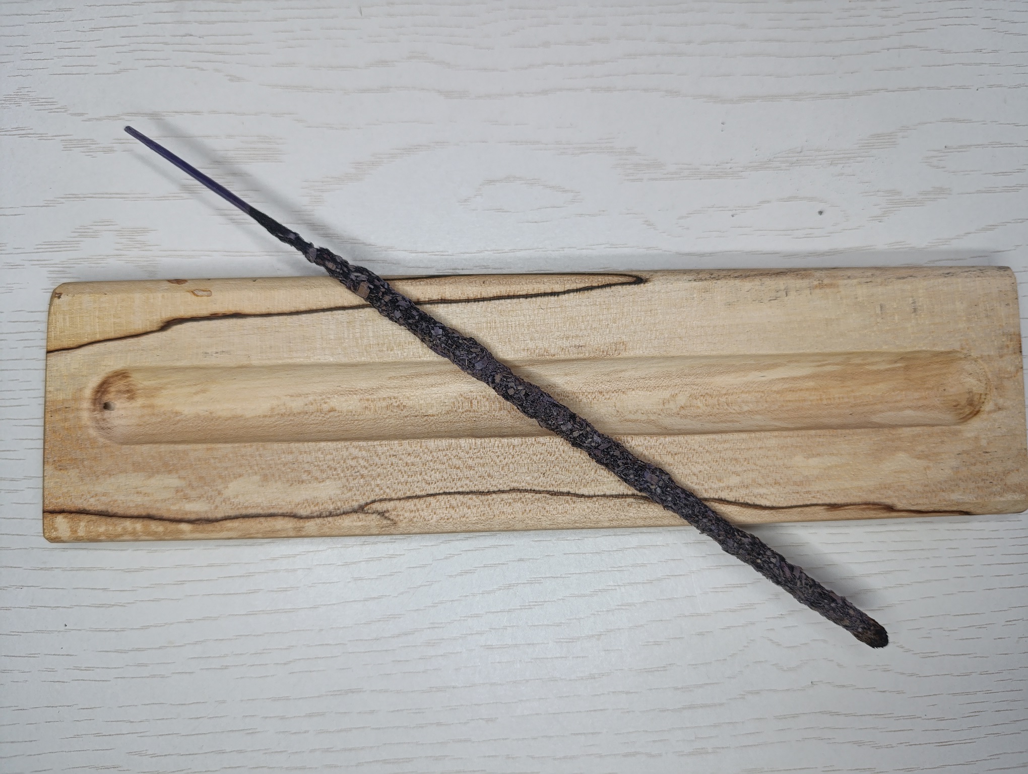 porte encens en bois d'érable flammé