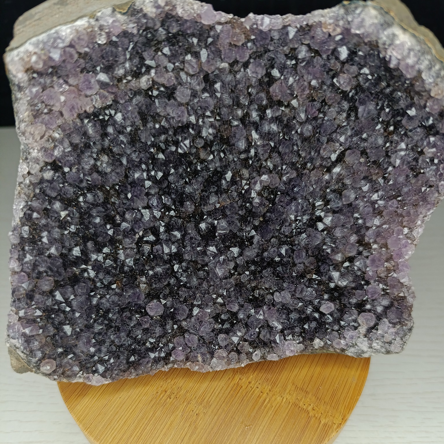 bloc en améthyste de Uruguay violet brut qualité A