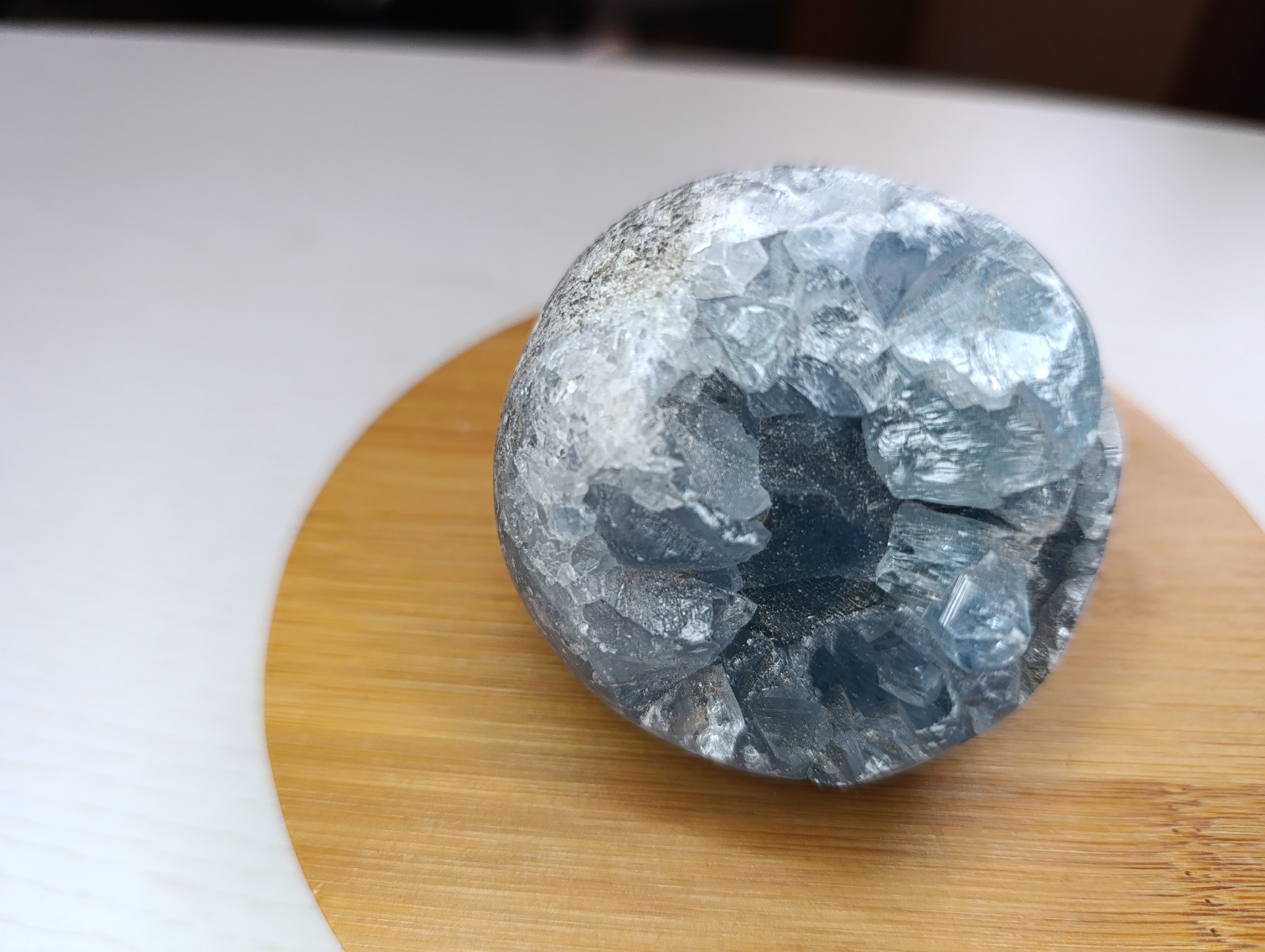 pierre brute celestine bleue qualité a madagascar