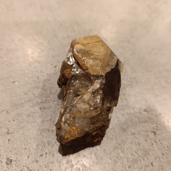 Pierre brute de collection: Barytine Royat, Puy de Dôme, France