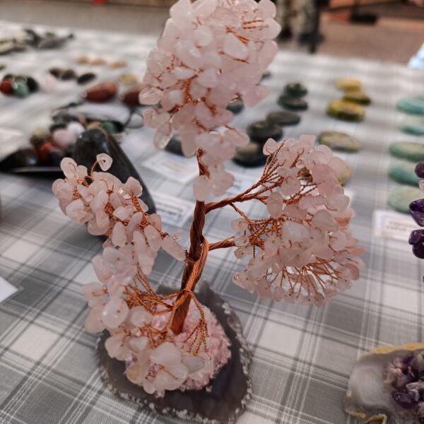 Arbre modèle Quartz rose A 150 à 200mm