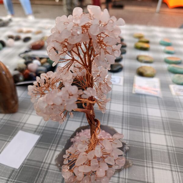 Arbre modèle Quartz rose A 150 à 200mm
