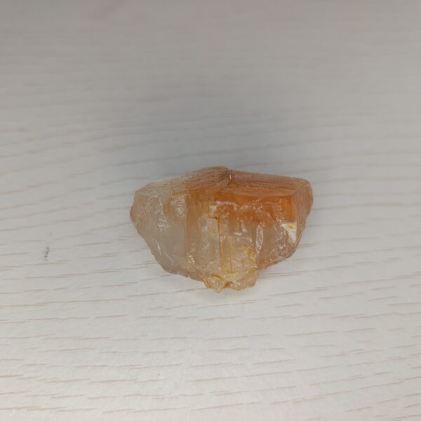 Pierre brute de collection: Calcite Orange Torcé-Viviers-en-Charnie, Mayenne, France