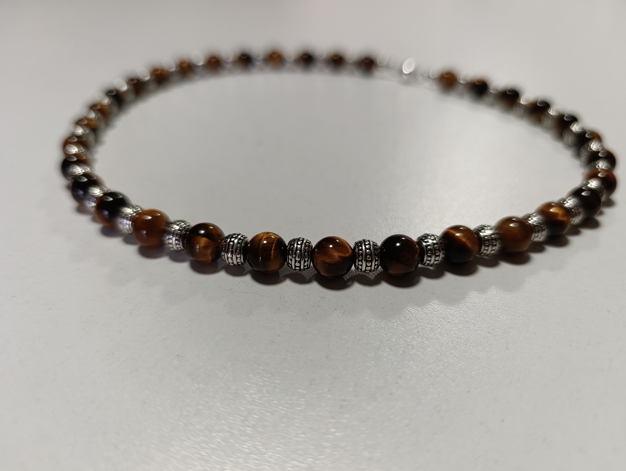 collier oeil de tigre métal argenté 45cm Afrique du sud qualité A
