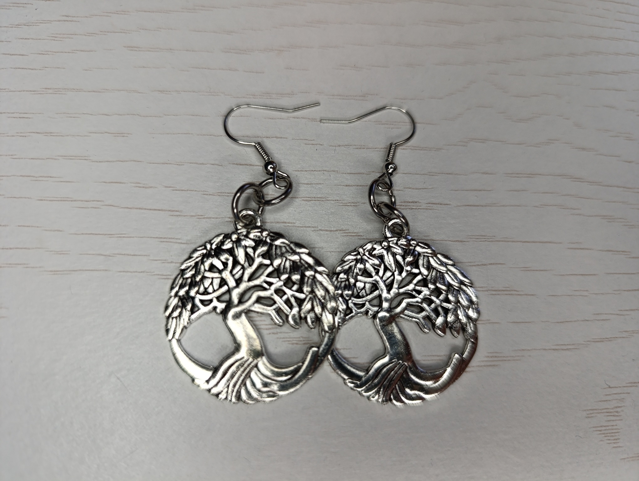 boucle d'oreilles arbre de vie métal argente ronde