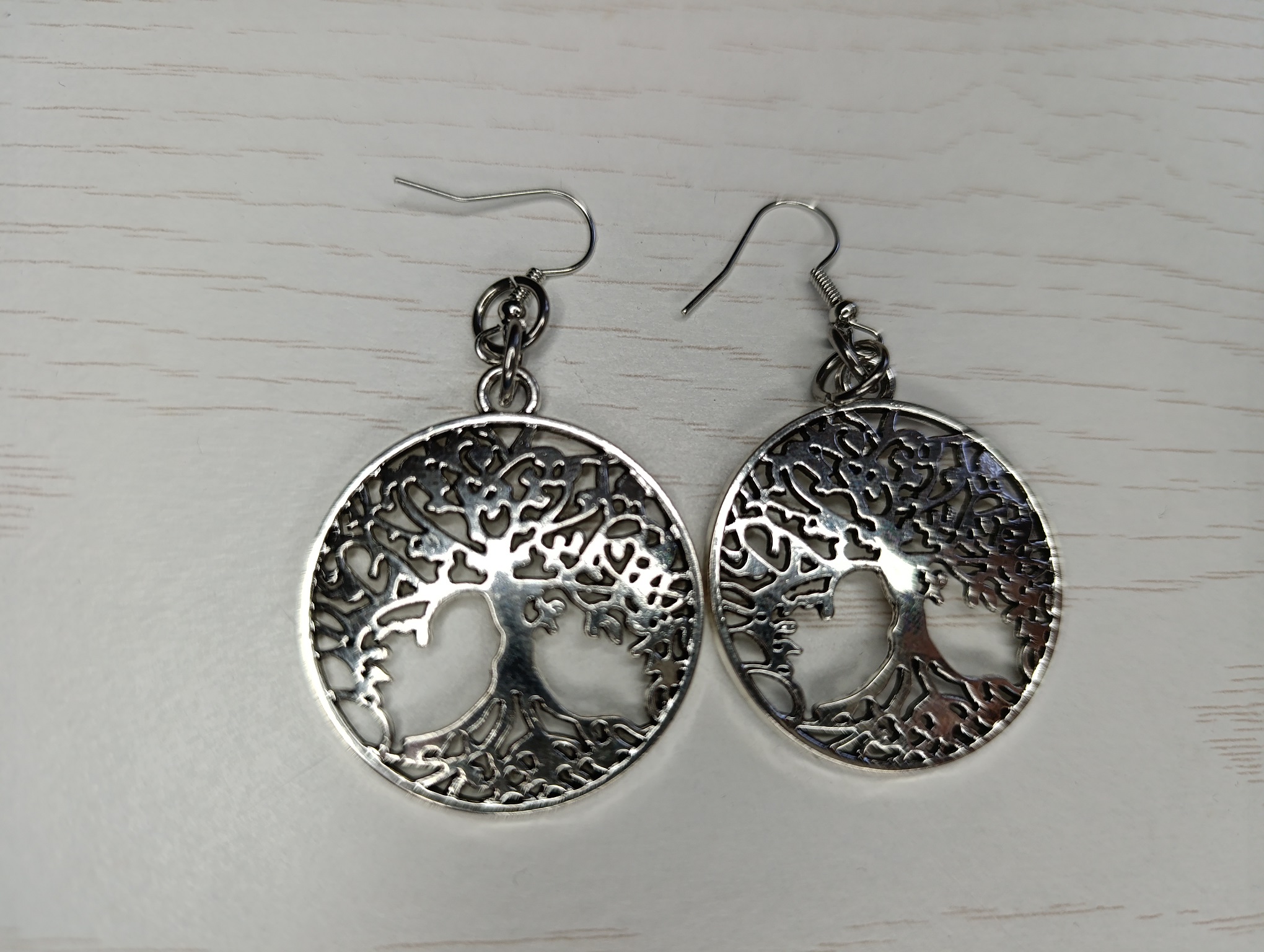 boucle d'oreilles arbre de vie métal argente ronde